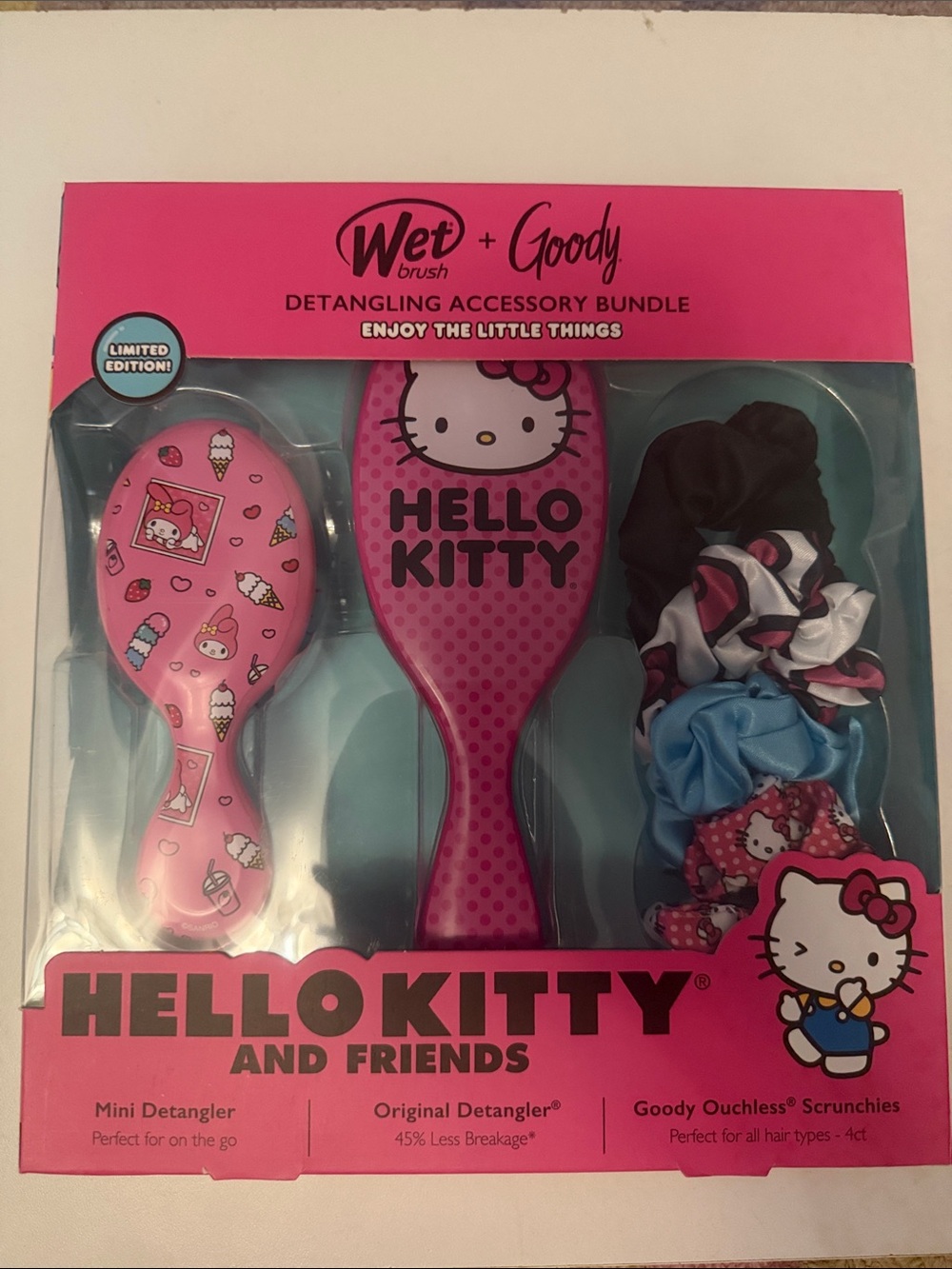 Hello Kitty Pink Detangler Brush Set with Assorted Scrunchies